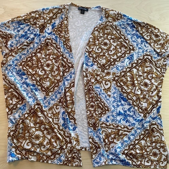 Rouge Collection Short Sleeve Cardigan O/S (DR) - Picture 3 of 7